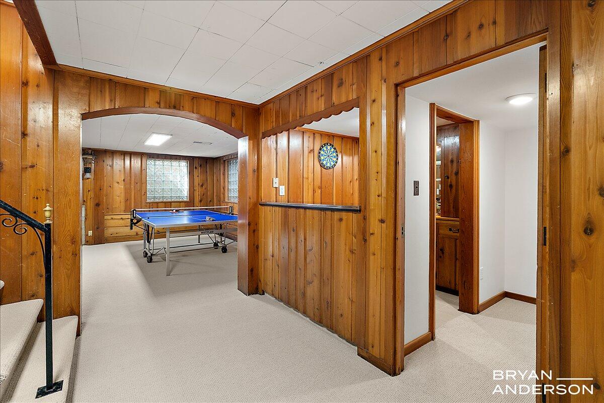 904 Plymouth Avenue, Grand Rapids, MI, 49506-6524