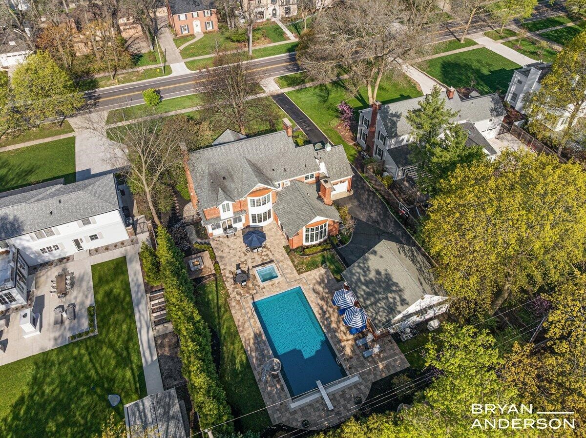 904 Plymouth Avenue, Grand Rapids, MI, 49506-6524