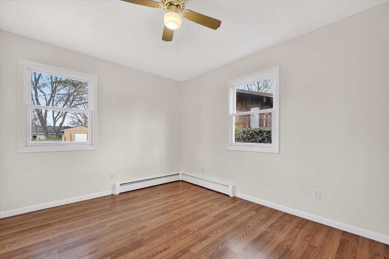 210 Chanticleer Trail, Lansing, MI, 48917-3007