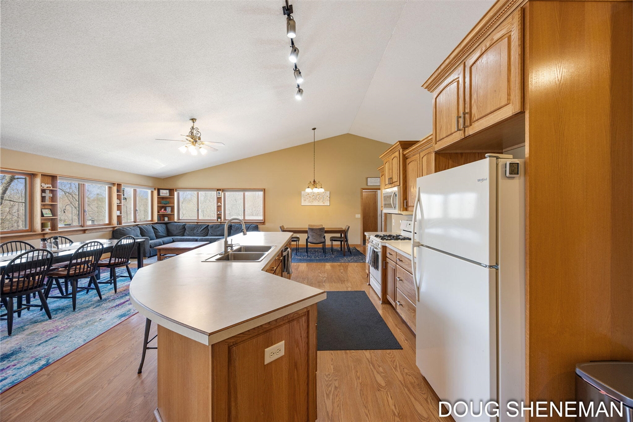 3455 Valley View Drive, Muskegon, MI, 49444-4063