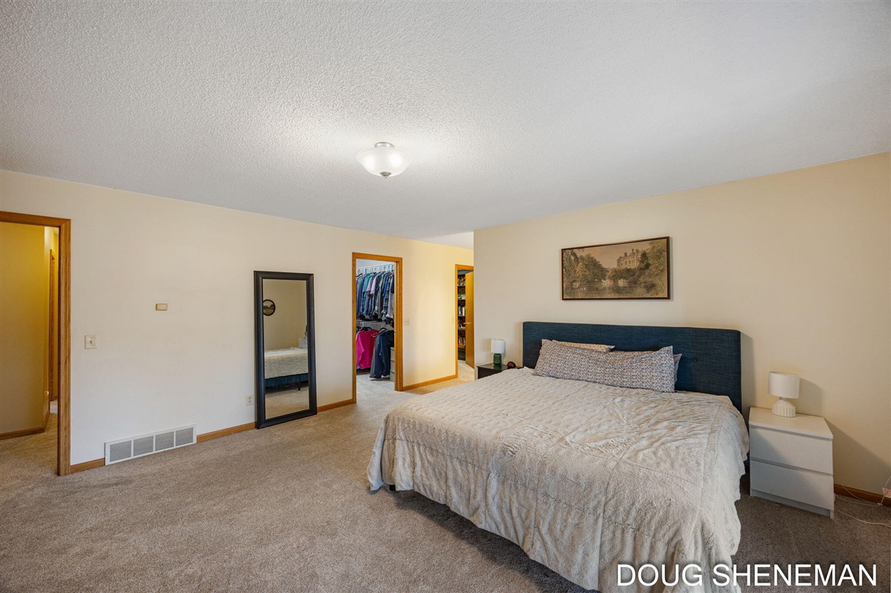 3455 Valley View Drive, Muskegon, MI, 49444-4063