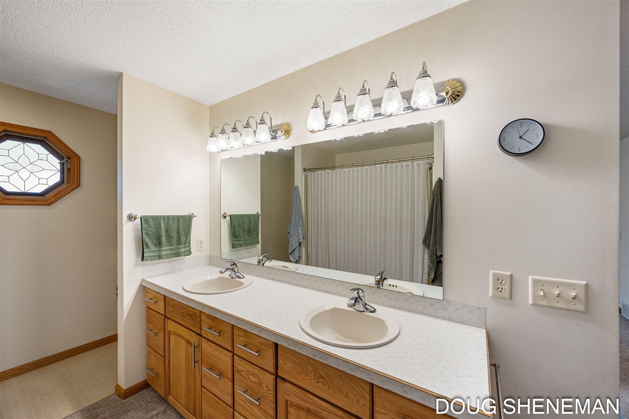 3455 Valley View Drive, Muskegon, MI, 49444-4063