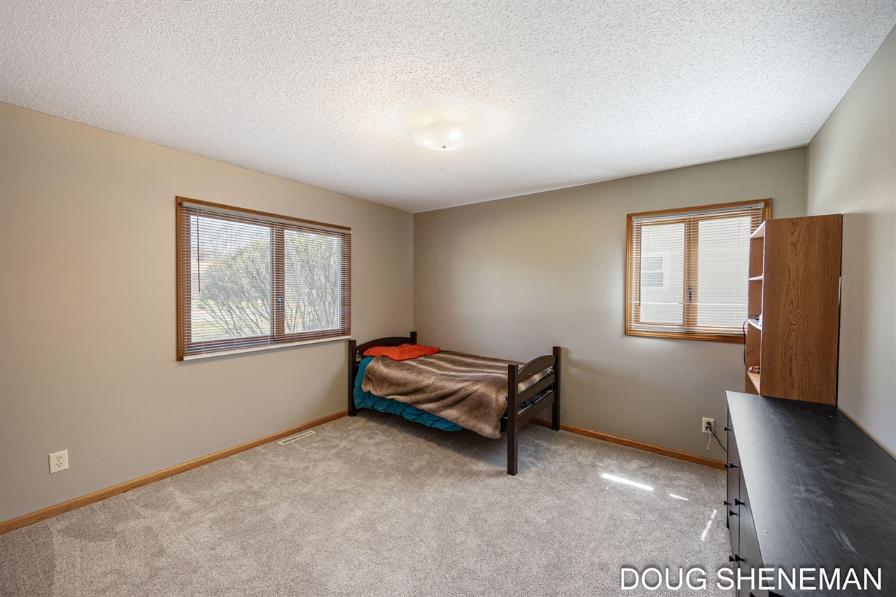 3455 Valley View Drive, Muskegon, MI, 49444-4063