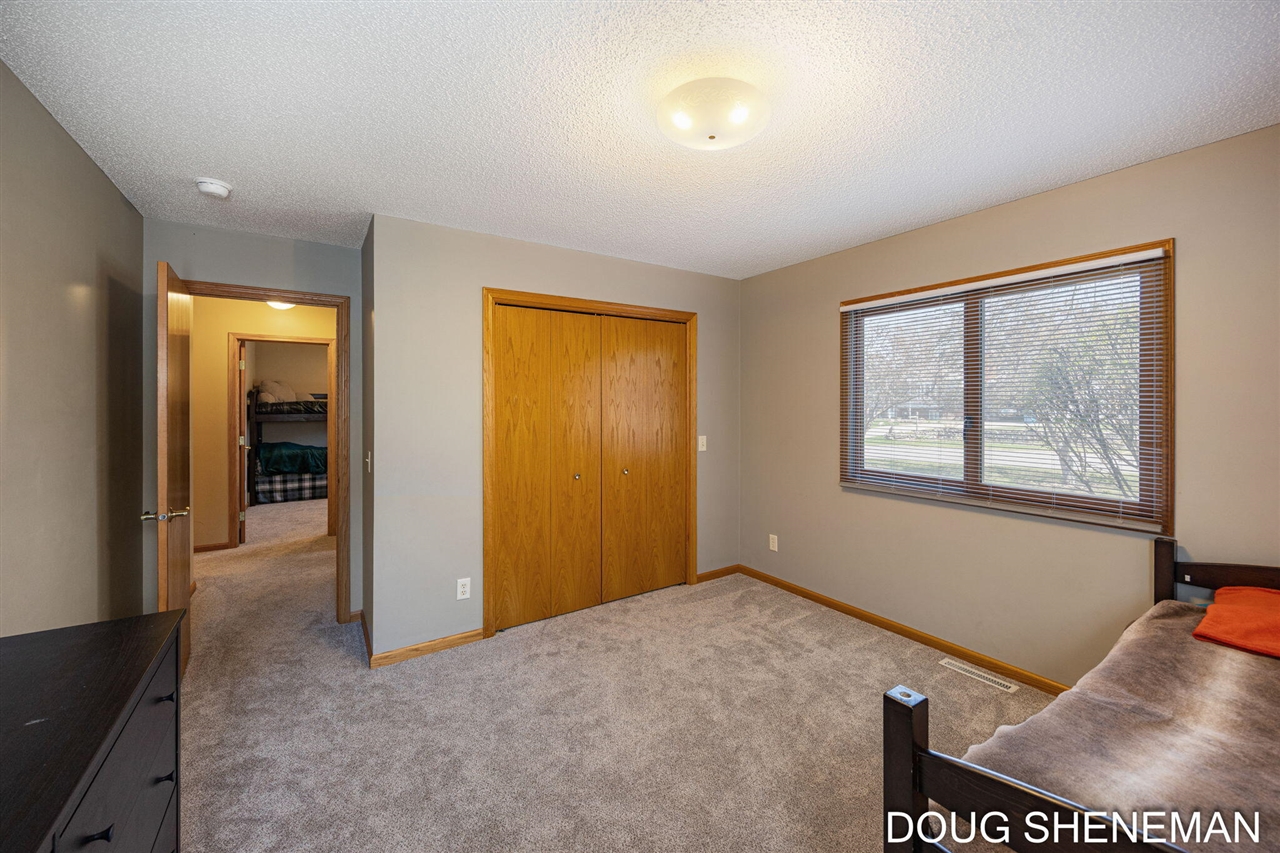 3455 Valley View Drive, Muskegon, MI, 49444-4063