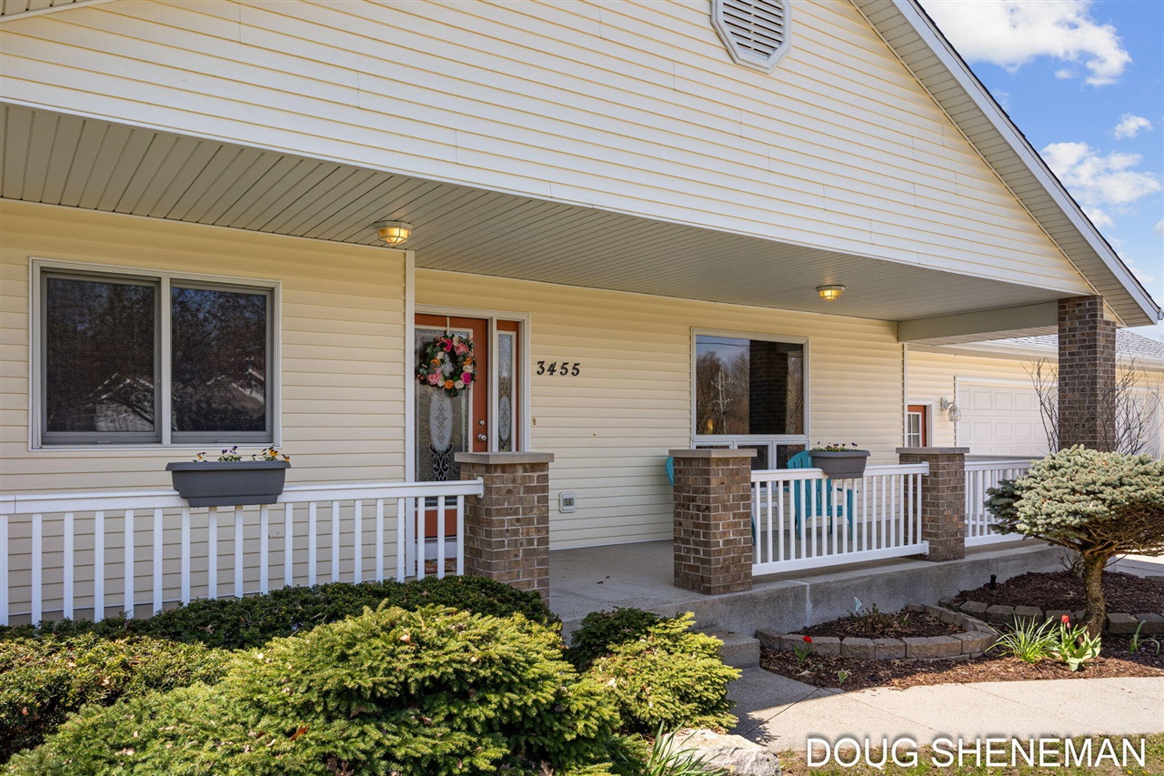 3455 Valley View Drive, Muskegon, MI, 49444-4063