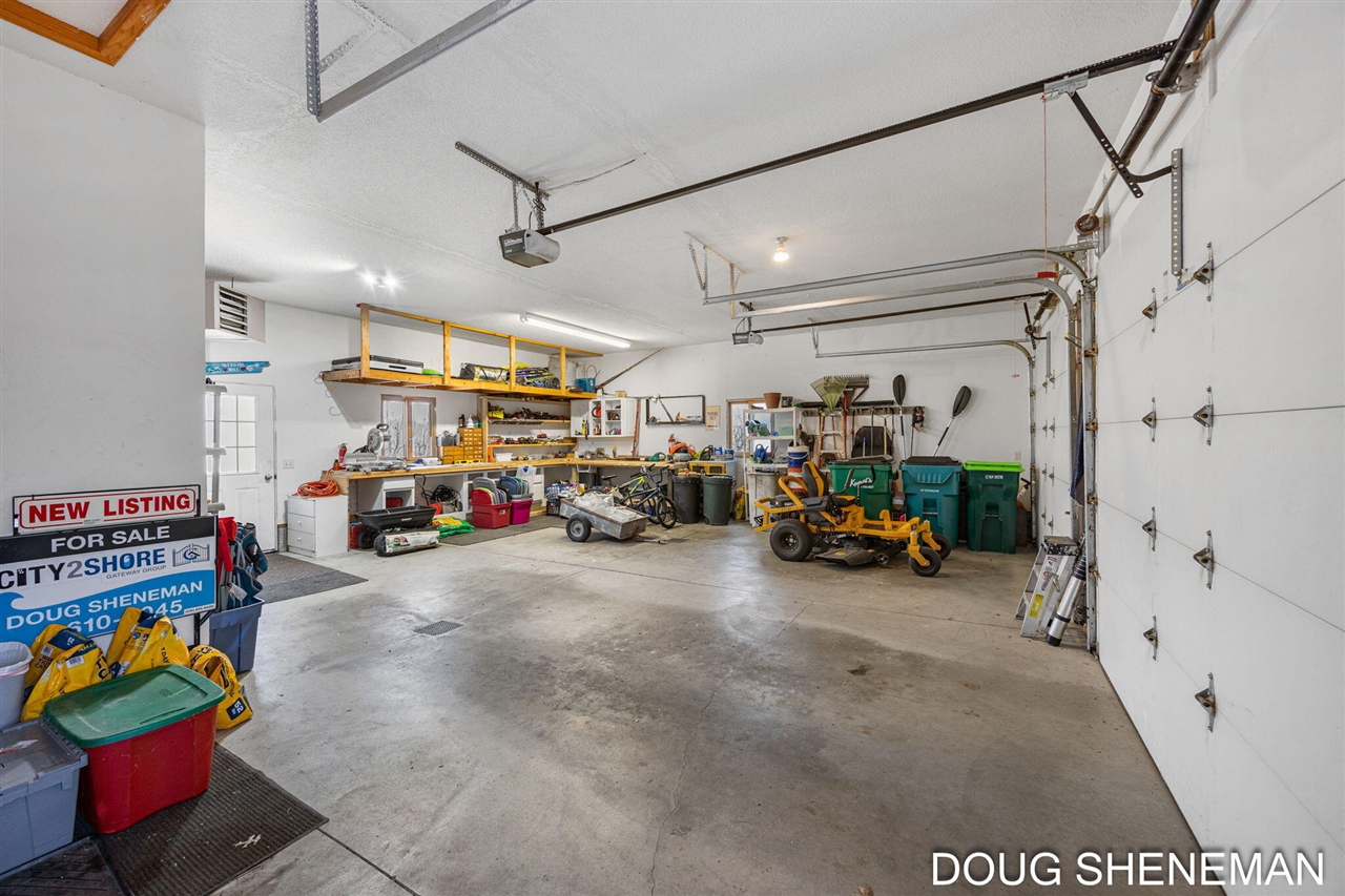 3455 Valley View Drive, Muskegon, MI, 49444-4063