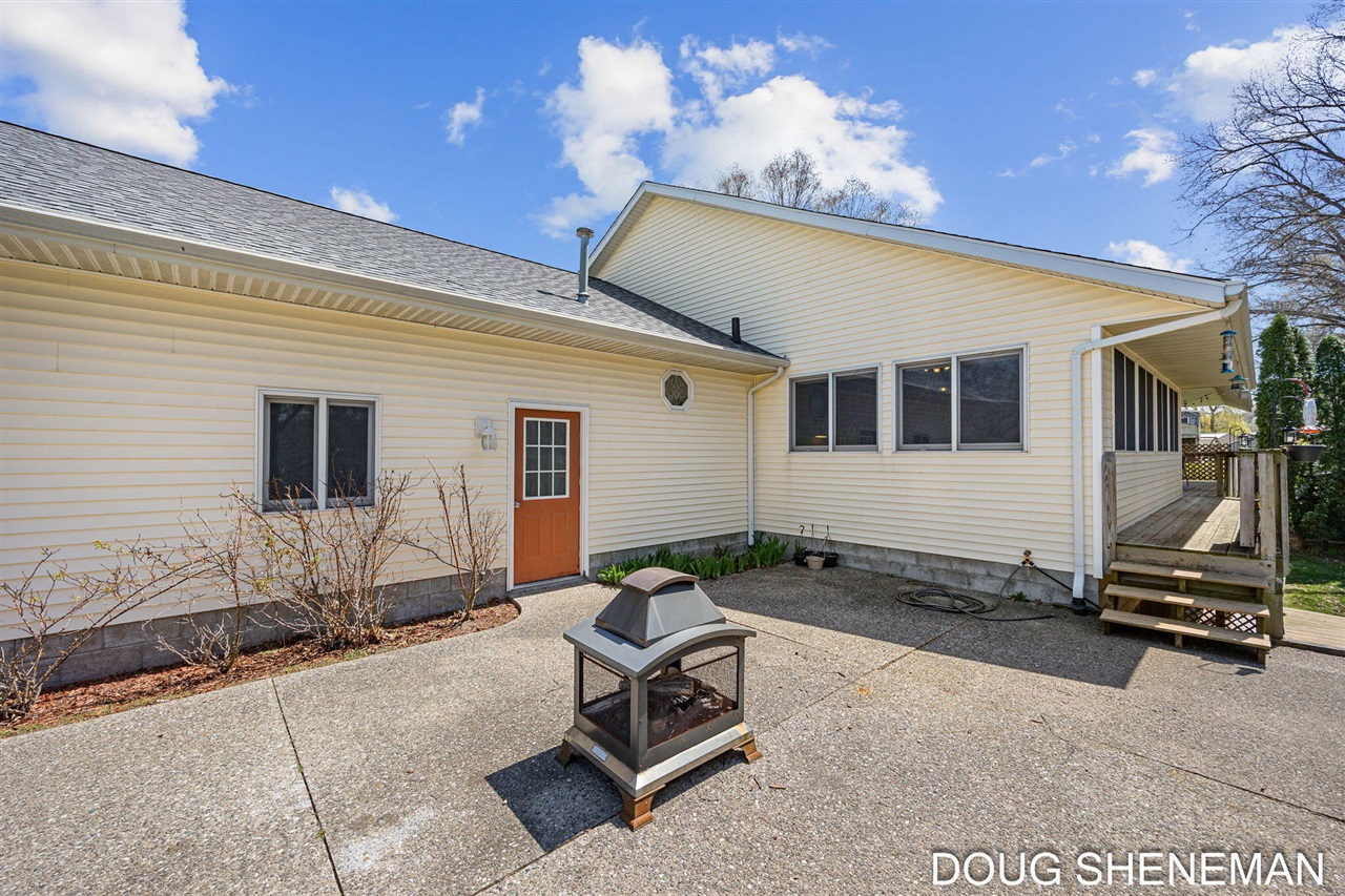 3455 Valley View Drive, Muskegon, MI, 49444-4063