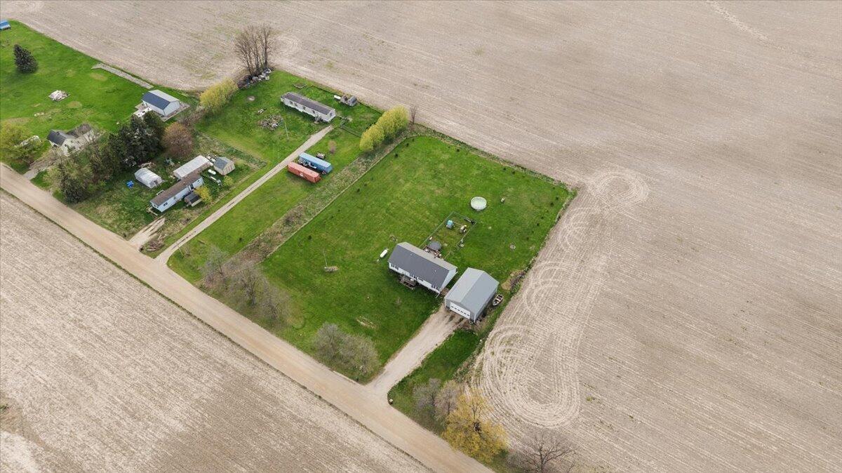 5186 Harwood Road, Ionia, MI, 48846-9423