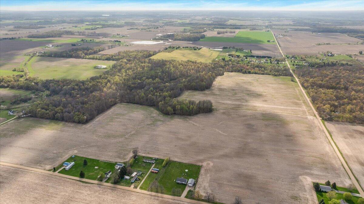 5186 Harwood Road, Ionia, MI, 48846-9423