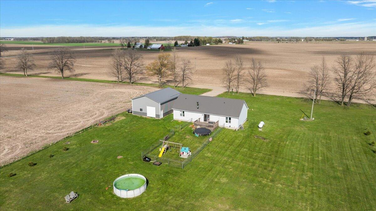 5186 Harwood Road, Ionia, MI, 48846-9423