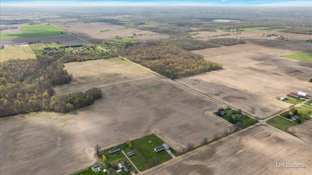 5186 Harwood Road, Ionia, MI, 48846-9423