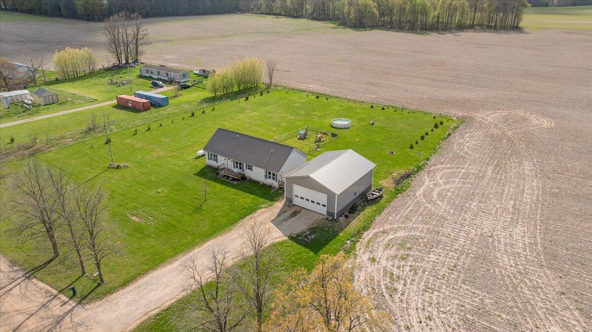 5186 Harwood Road, Ionia, MI, 48846-9423