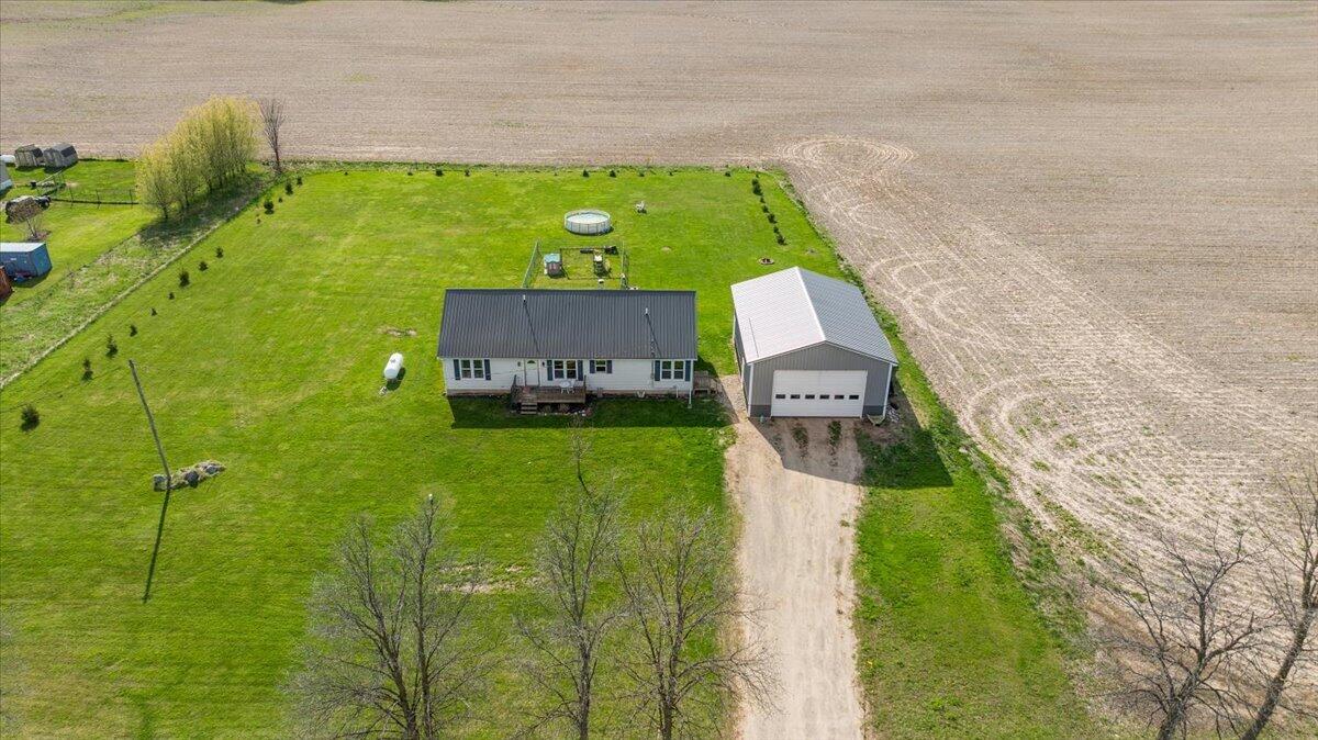 5186 Harwood Road, Ionia, MI, 48846-9423