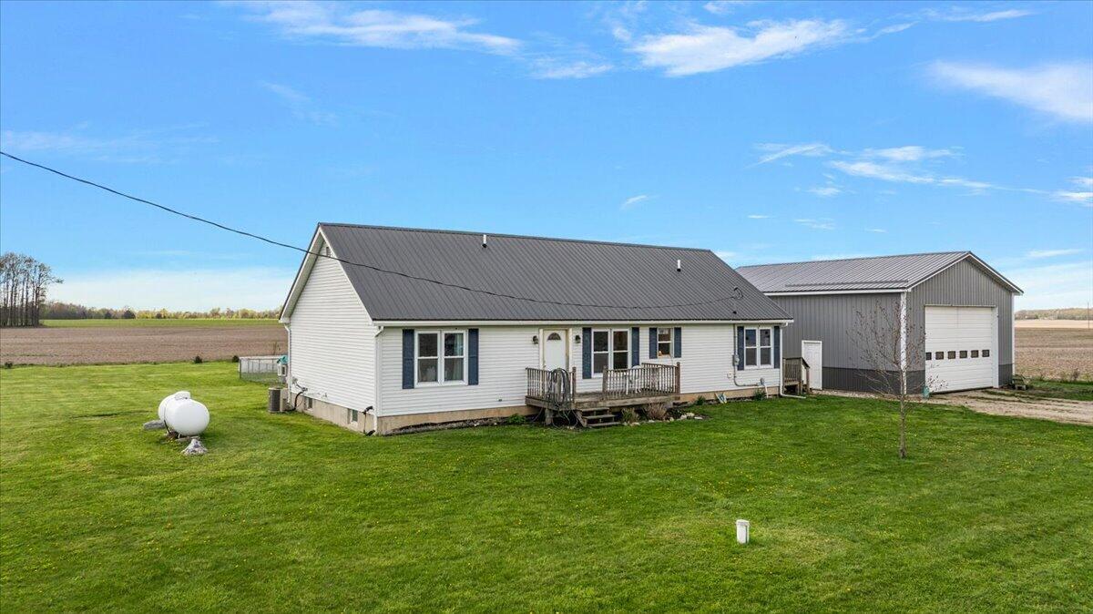 5186 Harwood Road, Ionia, MI, 48846-9423