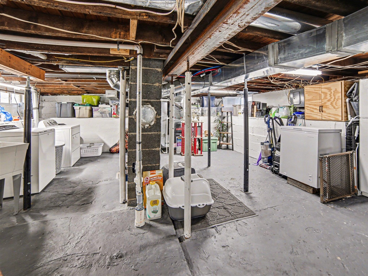 924 S Wolf Lake Road, Muskegon, MI, 49442-3044