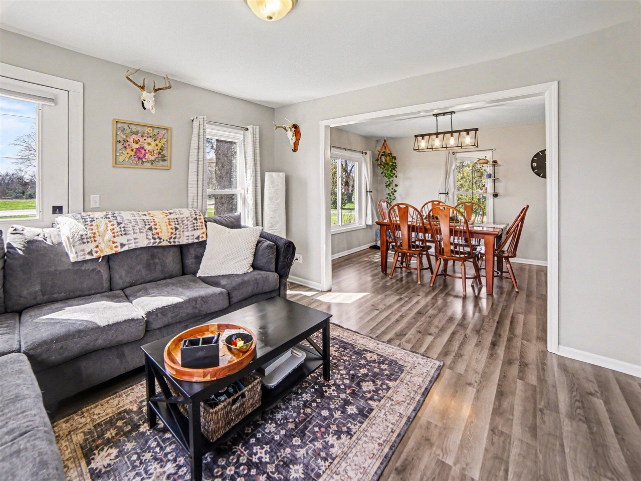 924 S Wolf Lake Road, Muskegon, MI, 49442-3044