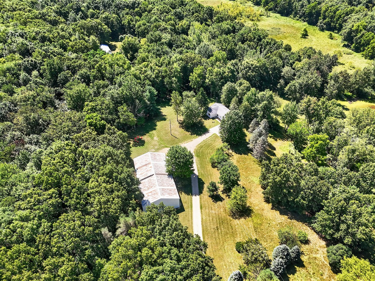 3rd image of 1865 Lindsey, Jackson, MI 49201 | MLS# 70527543