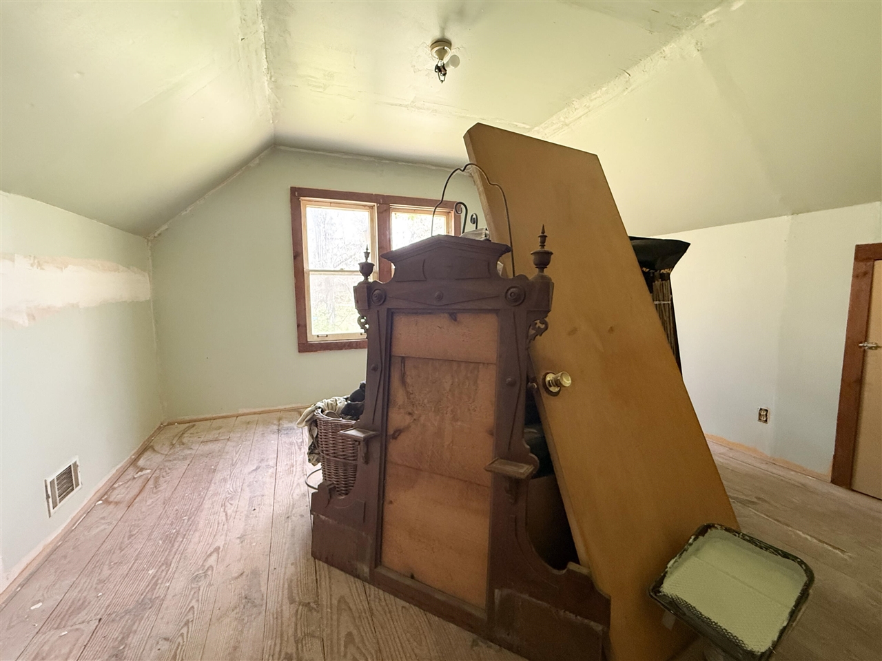 56896 Sunnyside Avenue, Cassopolis, MI, 49031-9740