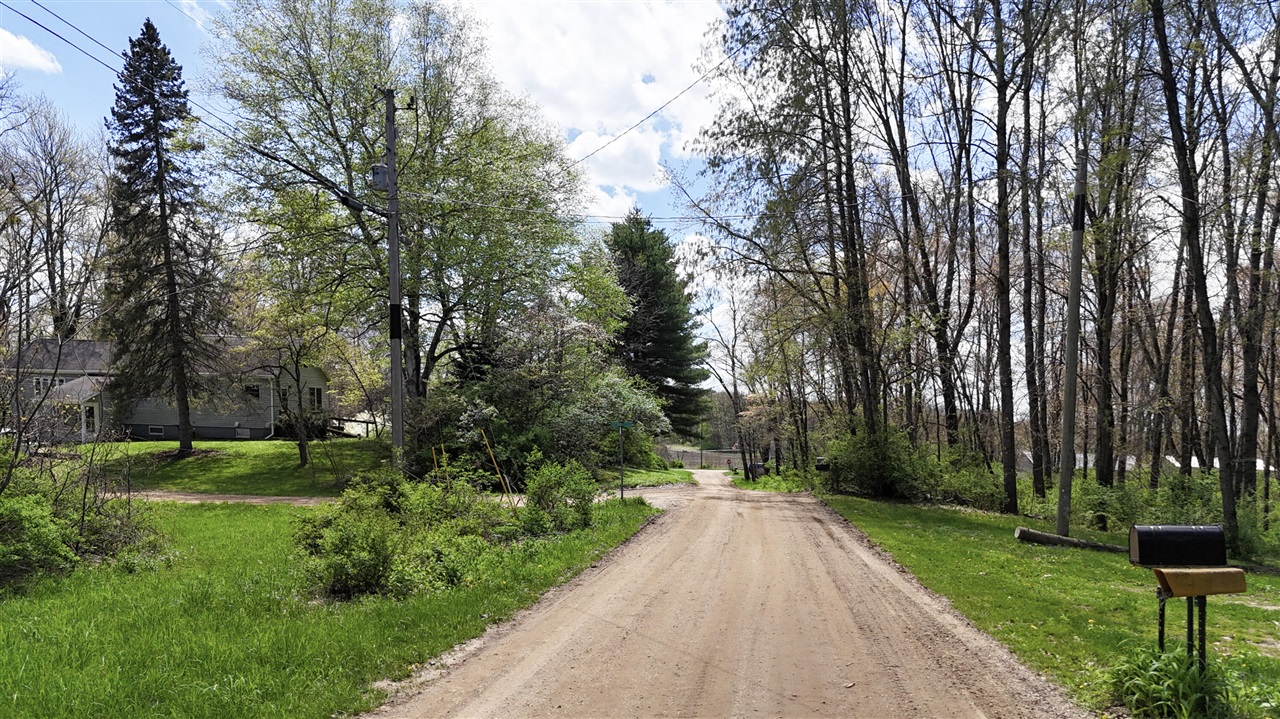 56896 Sunnyside Avenue, Cassopolis, MI, 49031-9740