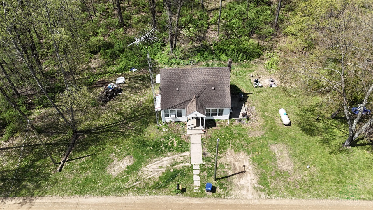 56896 Sunnyside Avenue, Cassopolis, MI, 49031-9740