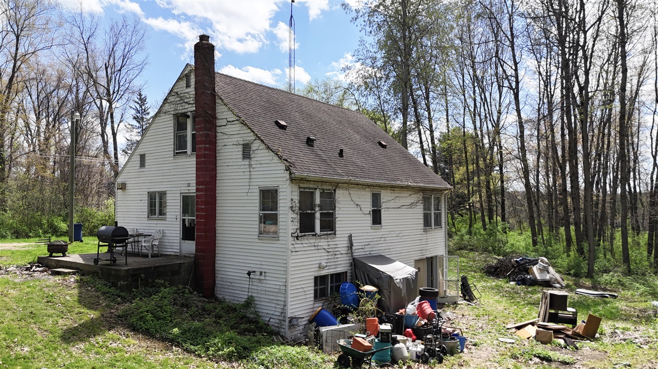 56896 Sunnyside Avenue, Cassopolis, MI, 49031-9740