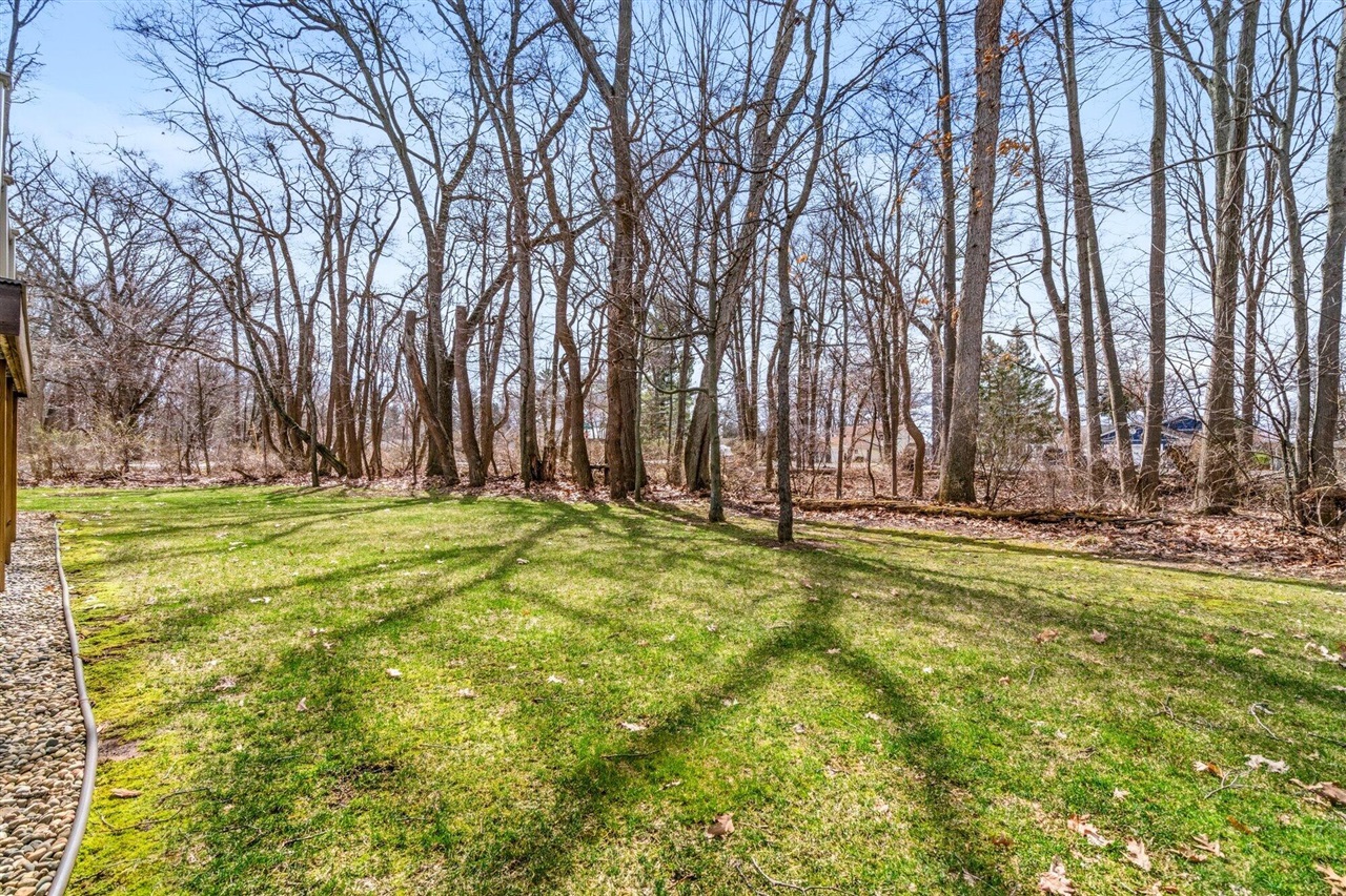 9470 Sassafras Trail, Portage, MI, 49002-7400