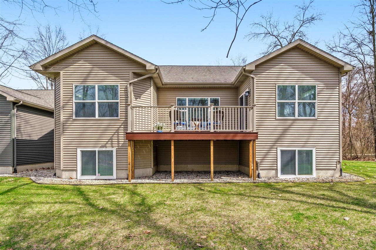 9470 Sassafras Trail, Portage, MI, 49002-7400