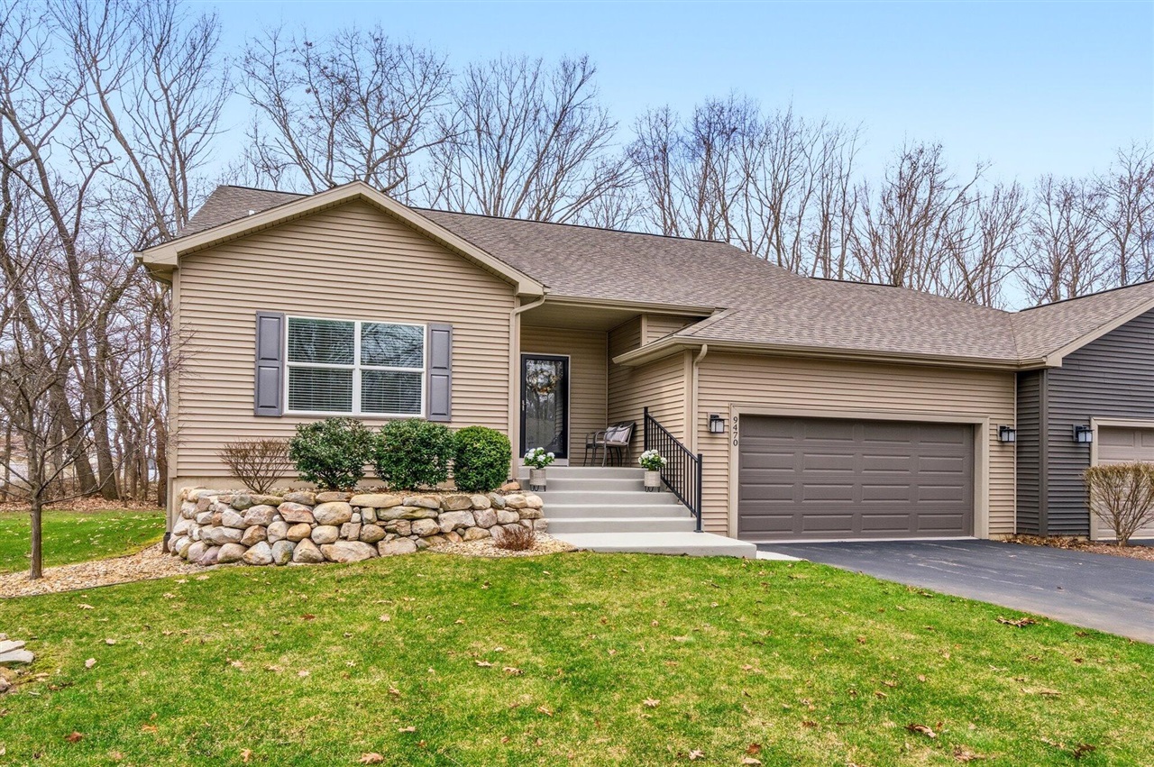 9470 Sassafras Trail, Portage, MI, 49002-7400