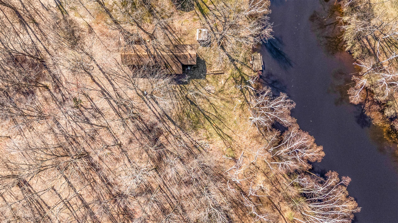 4700 Airstrip Drive, Barryton, MI, 49305