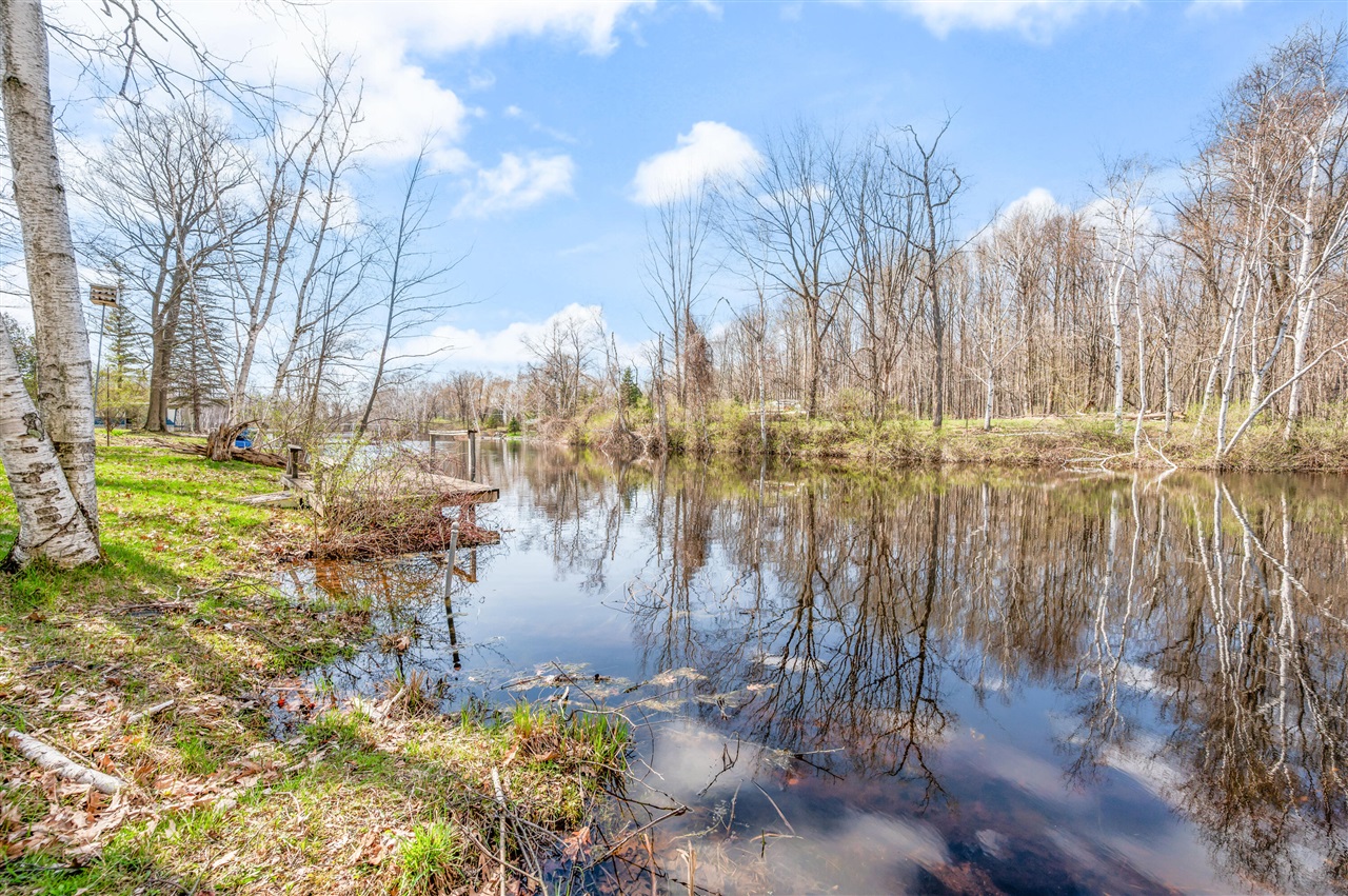 4700 Airstrip Drive, Barryton, MI, 49305