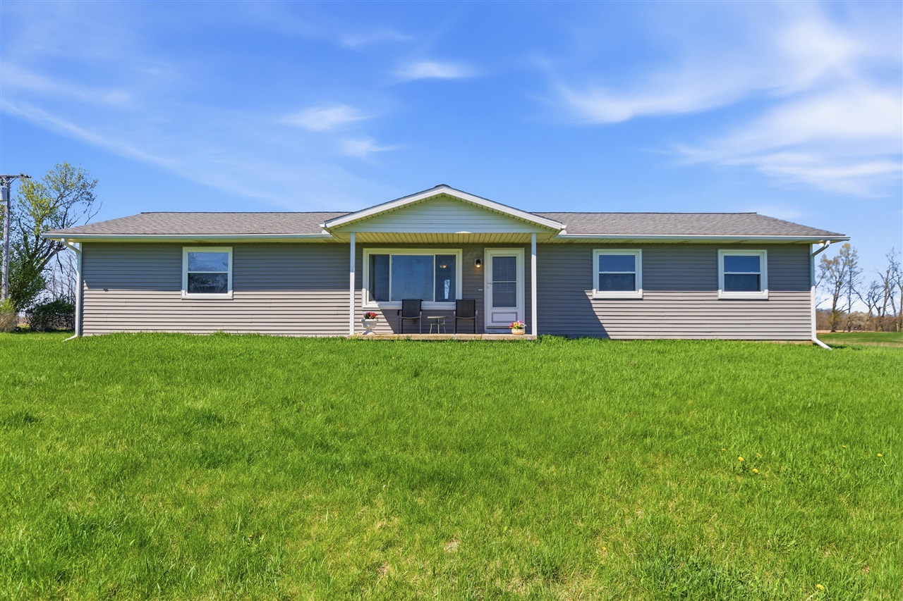 1st image of 11580 Bell Oak Rd, Webberville, MI 48892 | MLS# 70527593