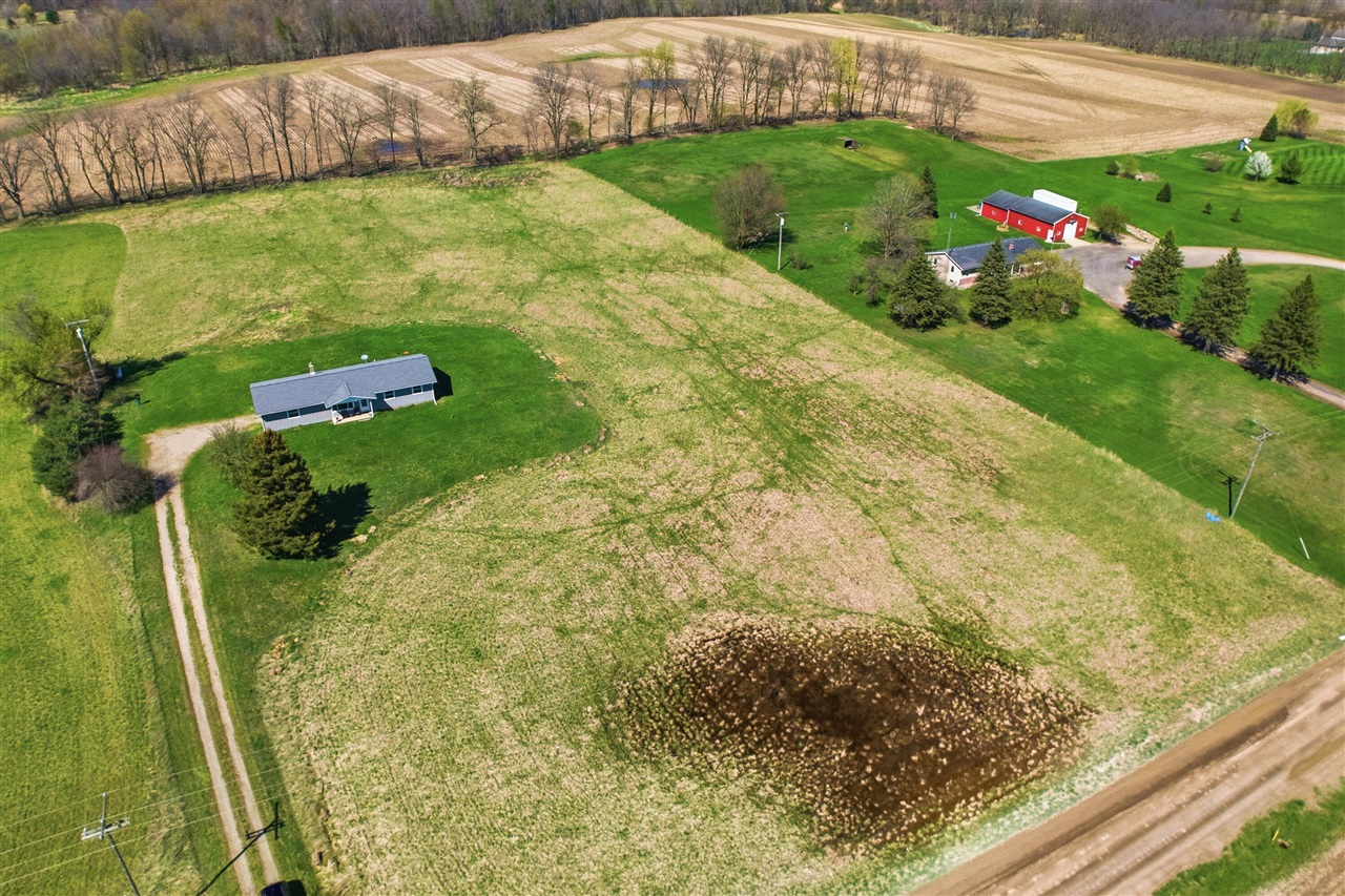 Homes for sale in Webberville, MI | 11580 Bell Oak Rd, Webberville, MI 48892 | MLS# 70527593