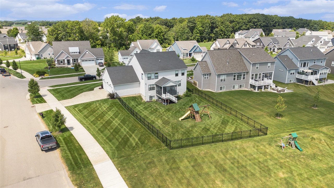 8224 Boardwalk Drive, Byron Center, MI, 49315-9568