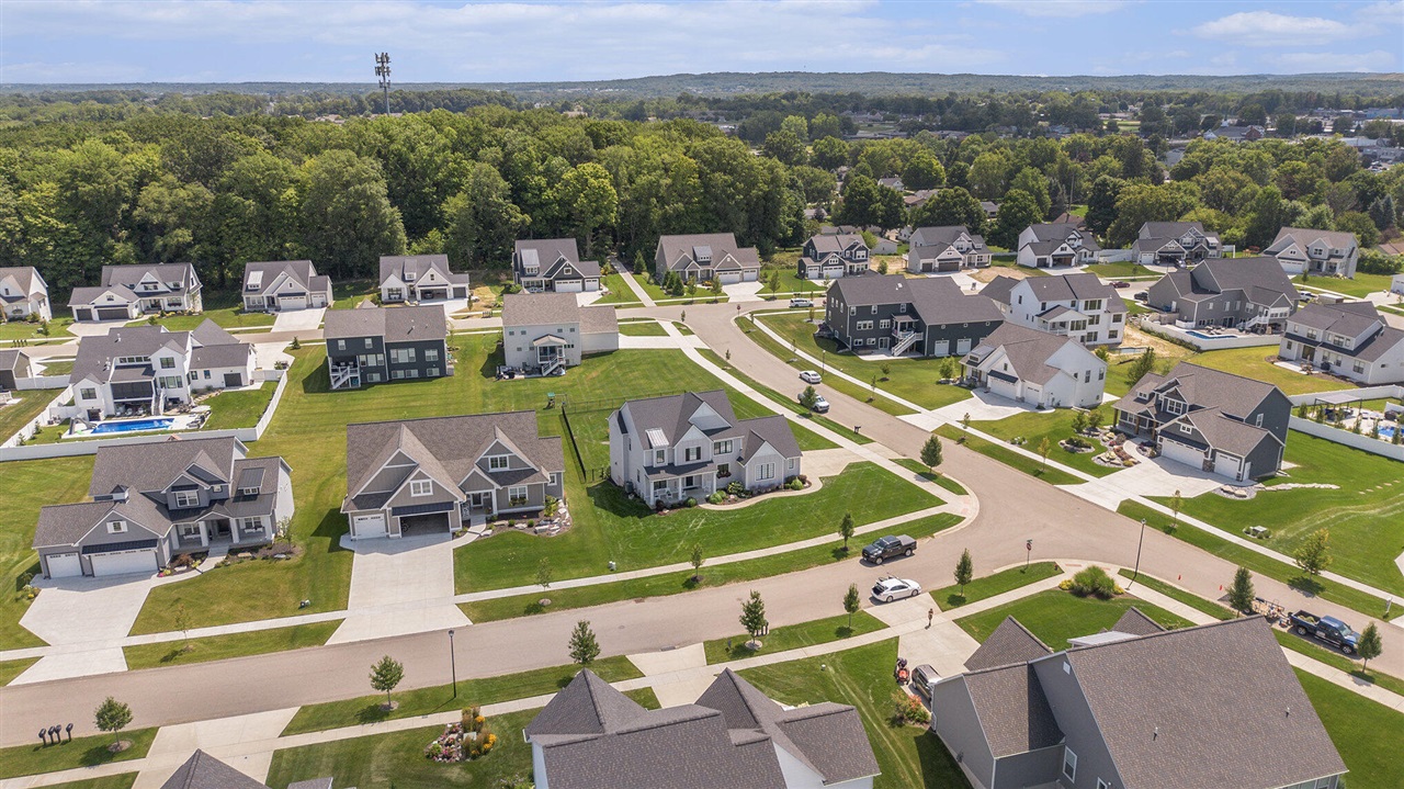 8224 Boardwalk Drive, Byron Center, MI, 49315-9568