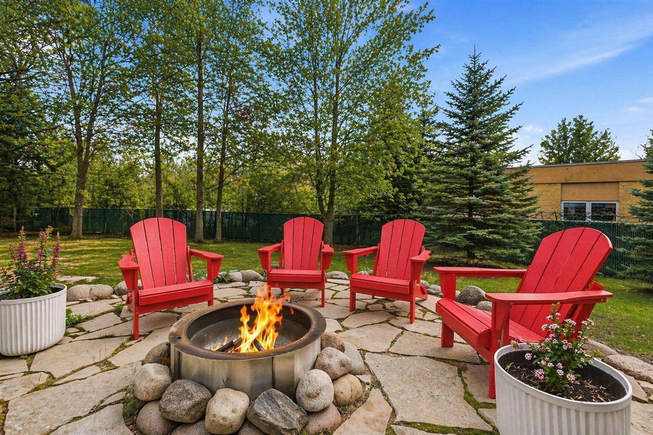 200 Marx Drive, New Buffalo, MI, 49117-1059