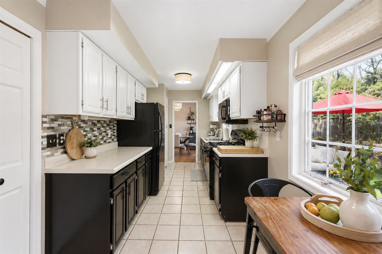 200 Marx Drive, New Buffalo, MI, 49117-1059