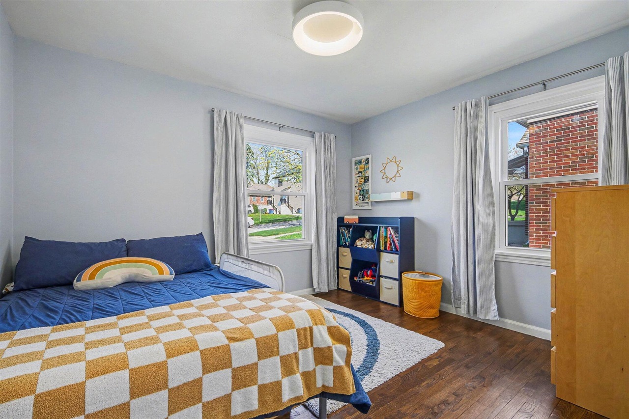 1620 Rosewood Avenue, Grand Rapids, MI, 49506-4445