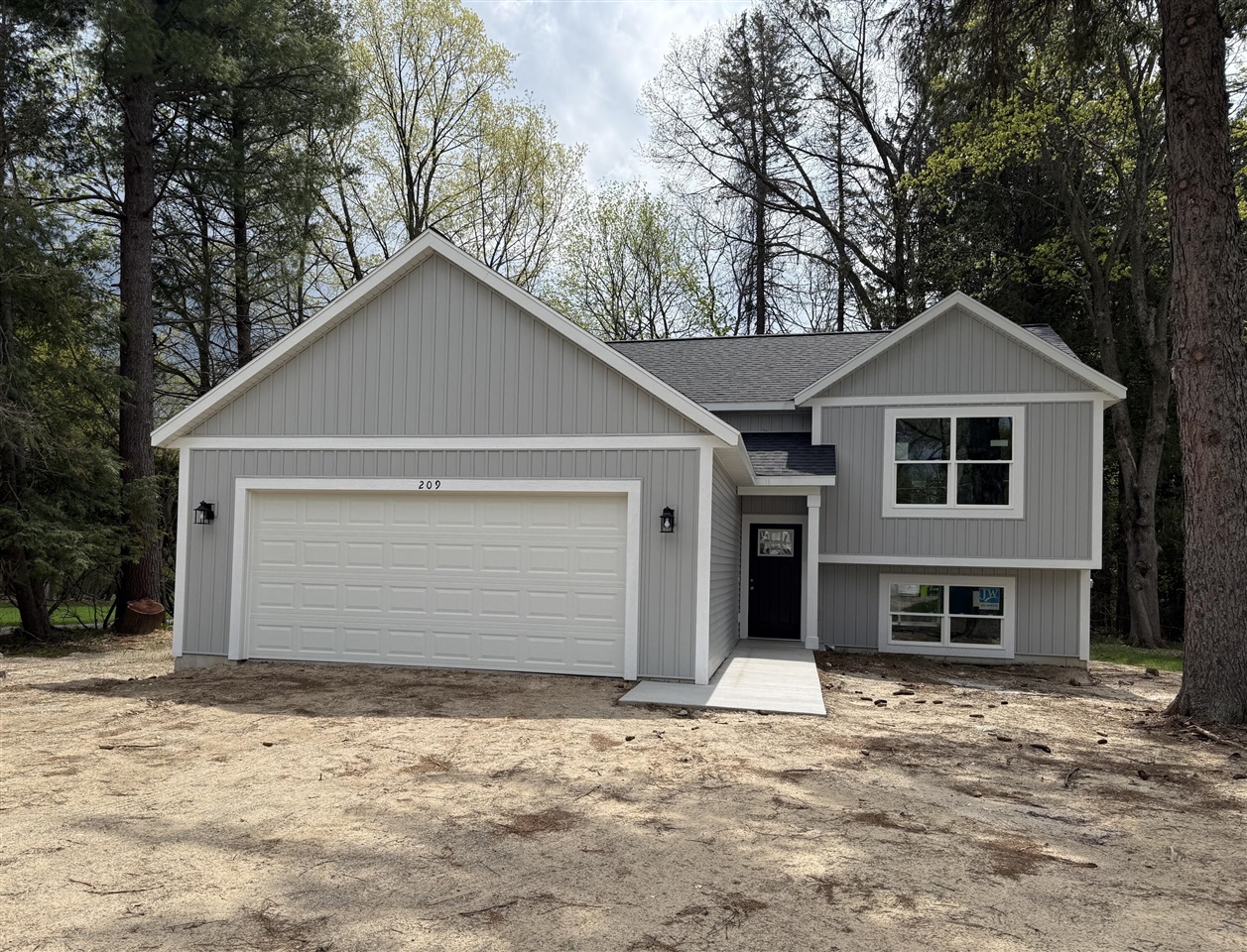 209 W South Street, Greenville, MI, 48838