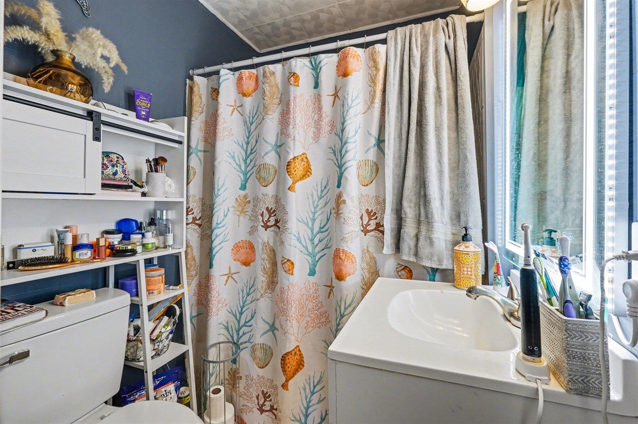 1267 Graf Street, Muskegon, MI, 49442-5354