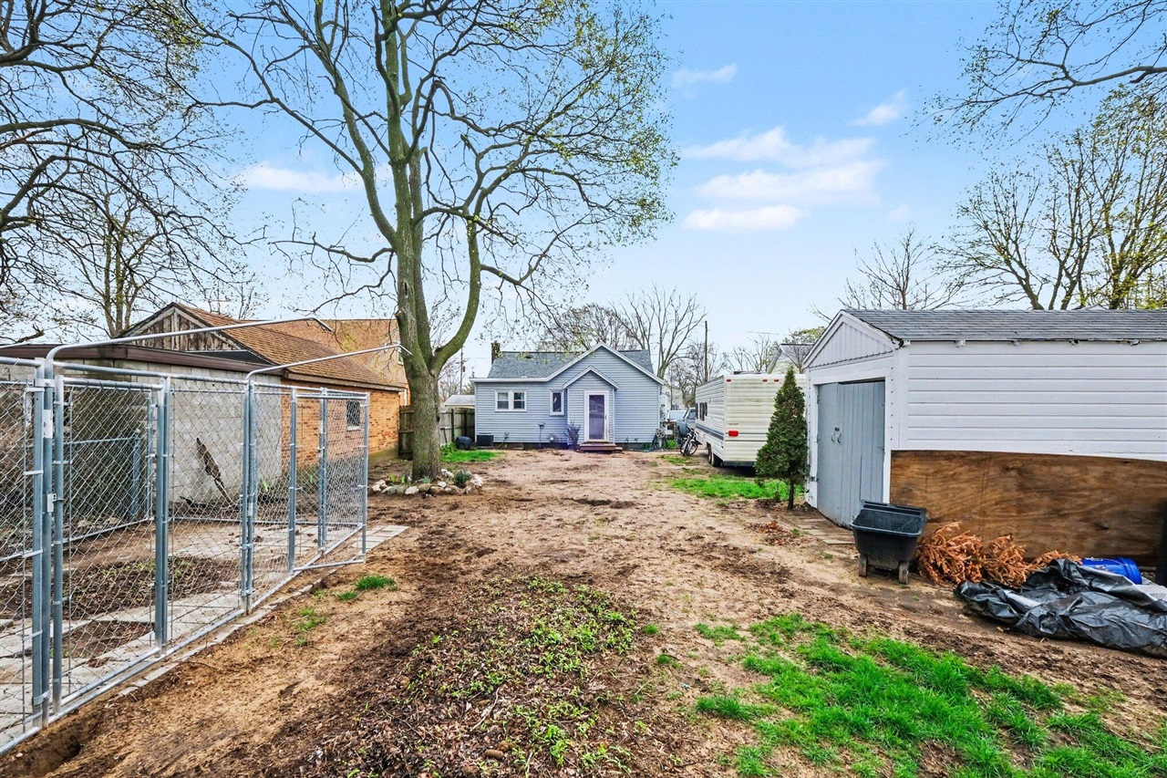 1267 Graf Street, Muskegon, MI, 49442-5354