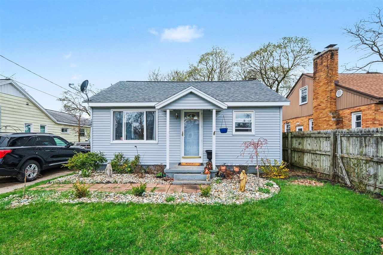 1267 Graf Street, Muskegon, MI, 49442-5354