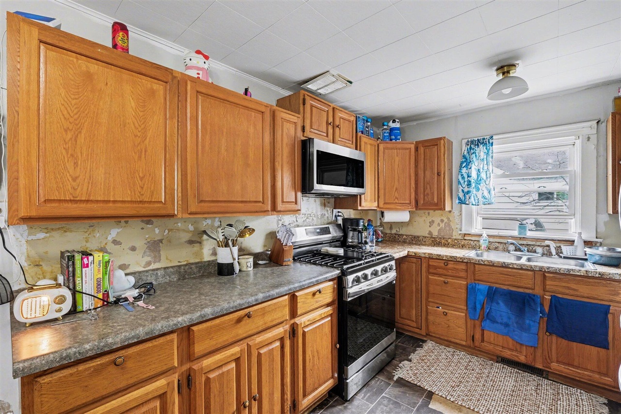 1267 Graf Street, Muskegon, MI, 49442-5354