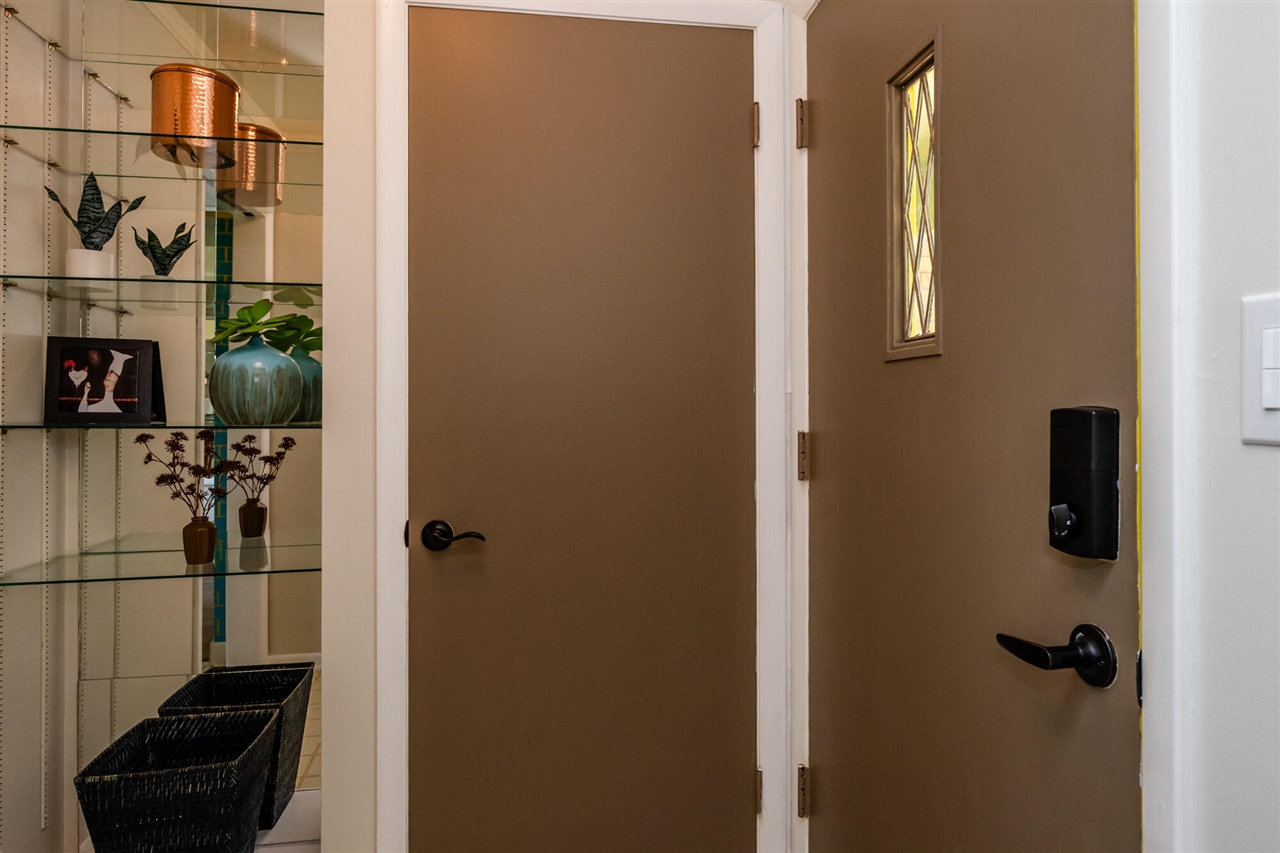 2099 Russell Road, Benton Harbor, MI, 49022-6851