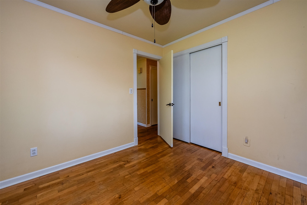 2099 Russell Road, Benton Harbor, MI, 49022-6851