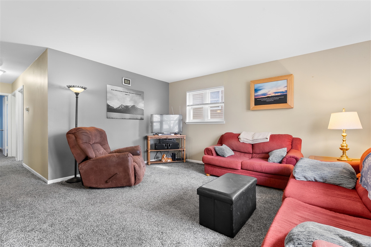 4317 Farnham Avenue, Portage, MI, 49002-2227