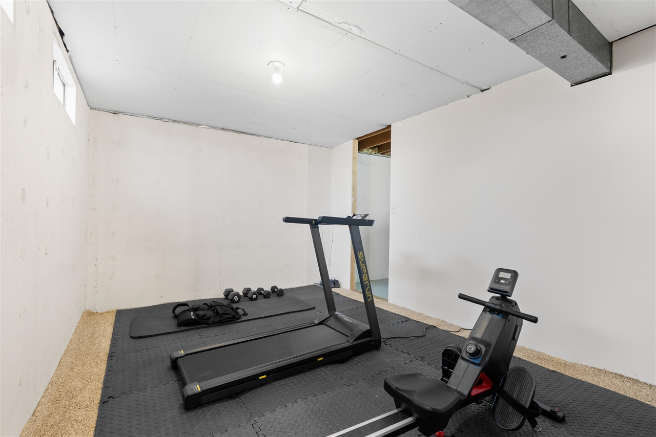 4317 Farnham Avenue, Portage, MI, 49002-2227