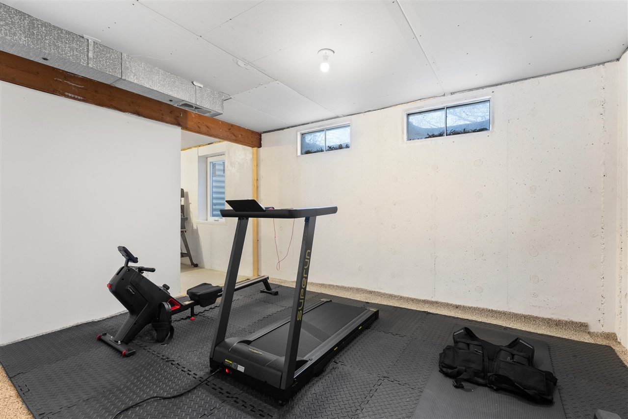 4317 Farnham Avenue, Portage, MI, 49002-2227