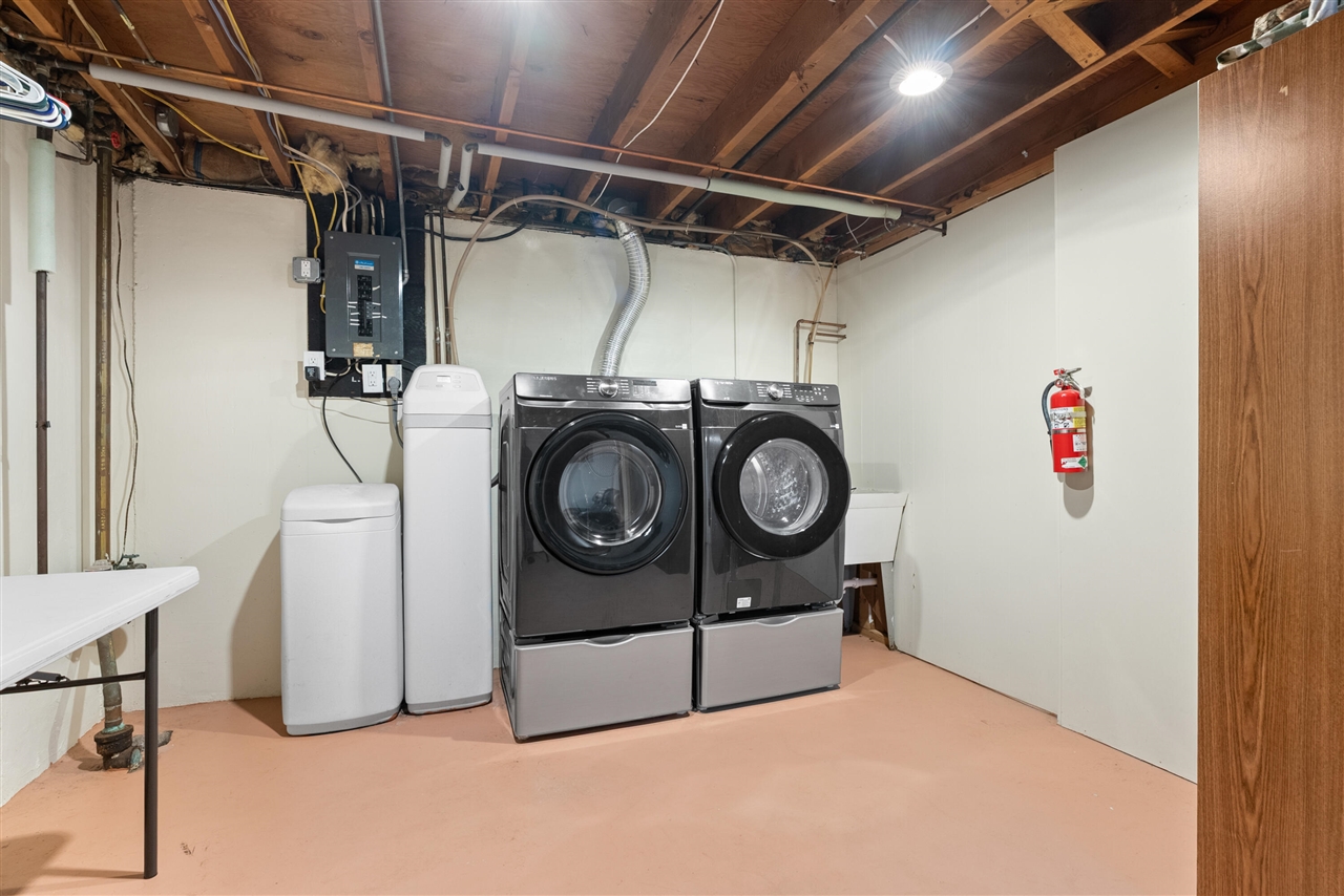 4317 Farnham Avenue, Portage, MI, 49002-2227