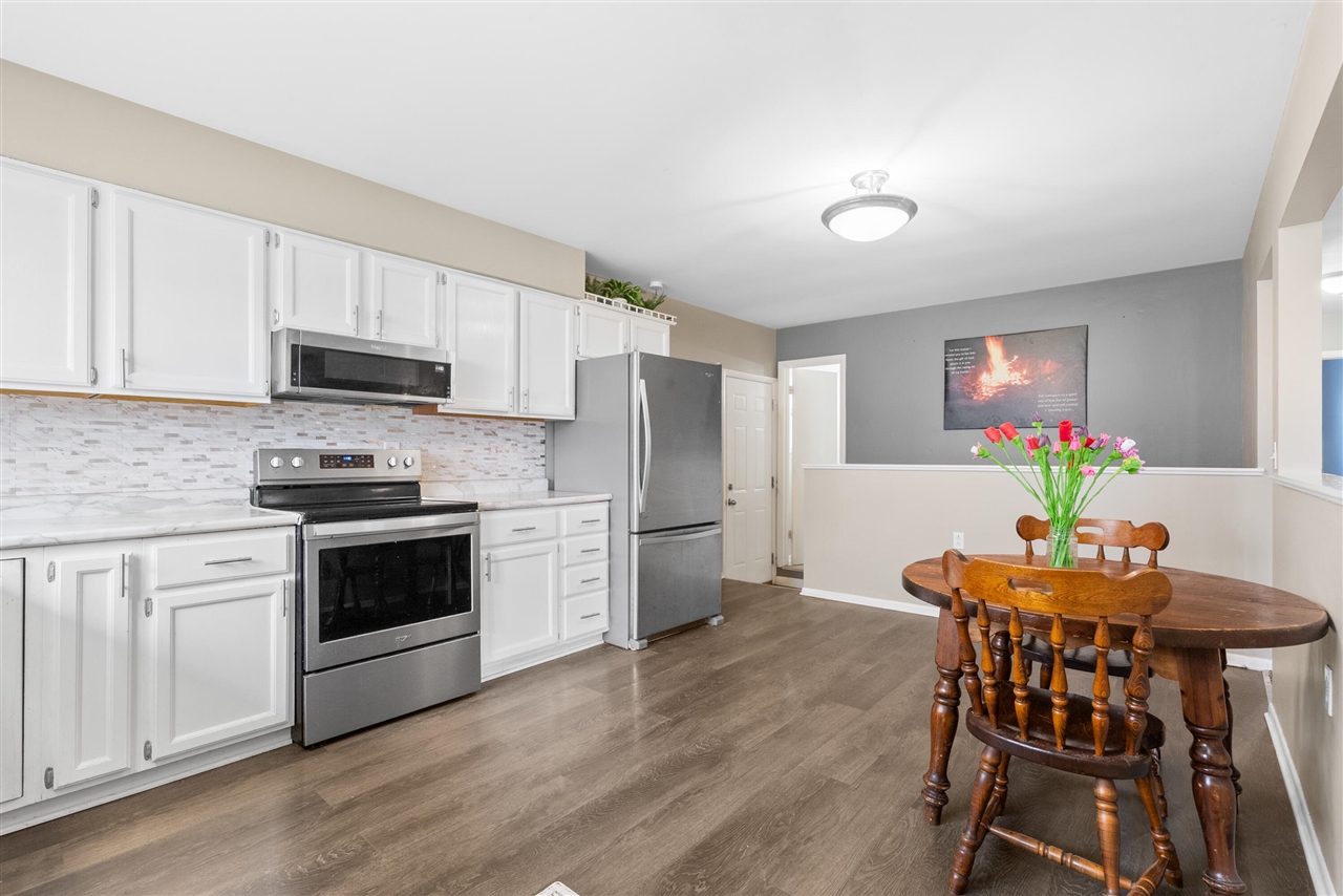 4317 Farnham Avenue, Portage, MI, 49002-2227
