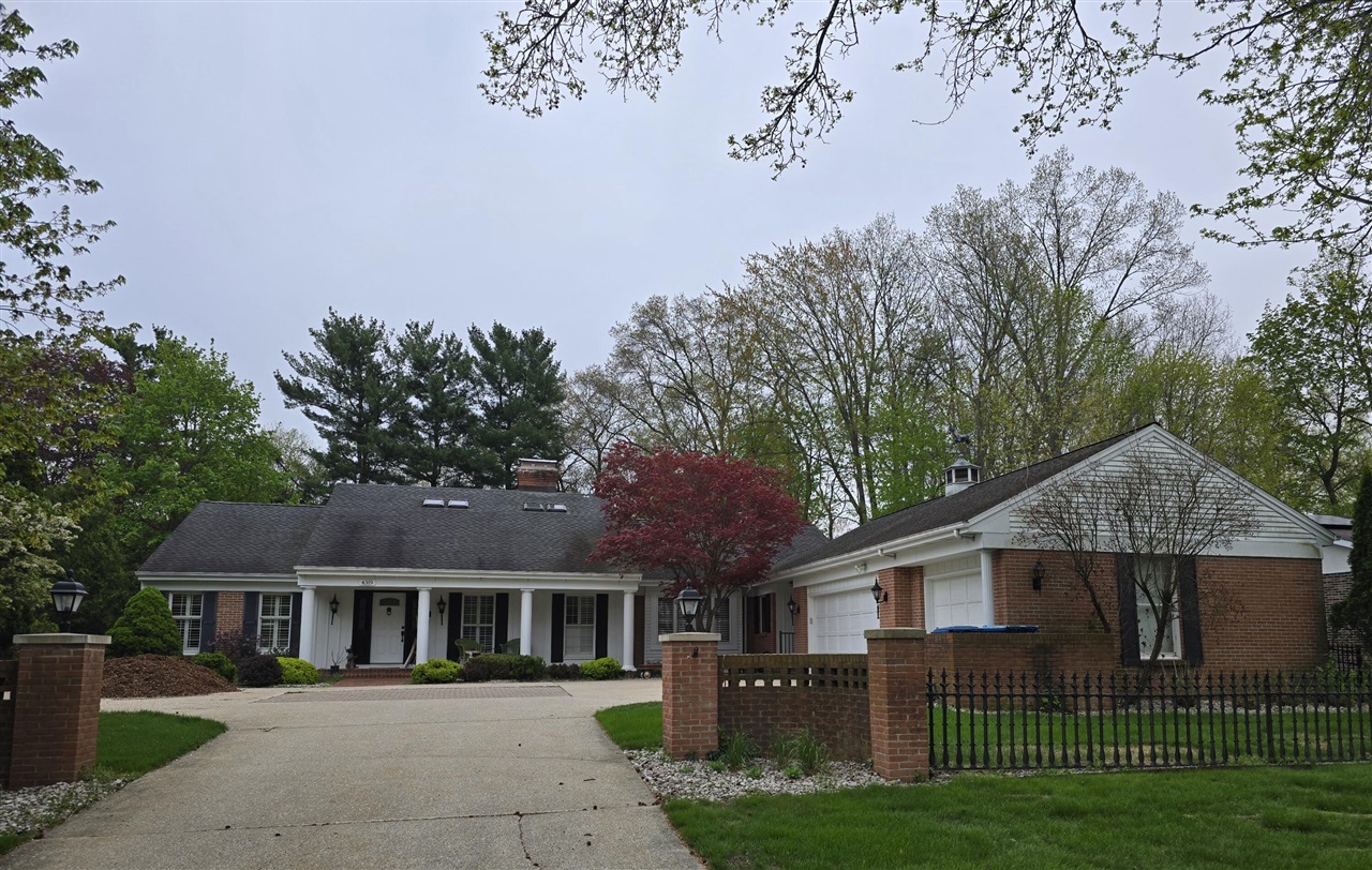 4319 Bronson Boulevard, Kalamazoo, MI, 49008-3211